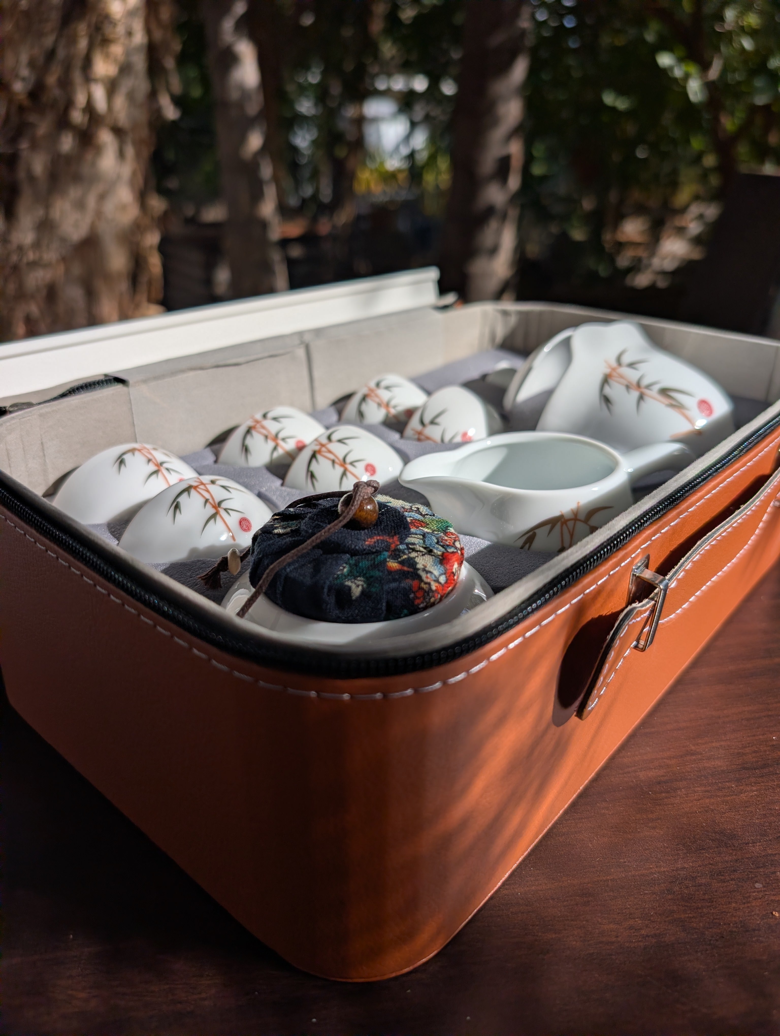 Portable Chinese Porcelain Travel Tea Set Bamboo Painted Gongfu Set In Leather Case